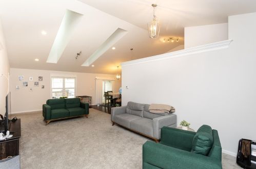 3009 Winter Garden Dr, Valpo, IN 46385-7140