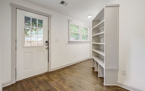 1366 Beatie Ave, Atlanta GA  30310-4306 exterior