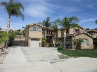 29854 Cornelius Ct, Highland, CA 92346-5970