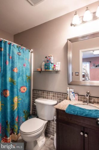 125 Gap Vw Blvd, Harpers Ferry WV 25425-3003 exterior