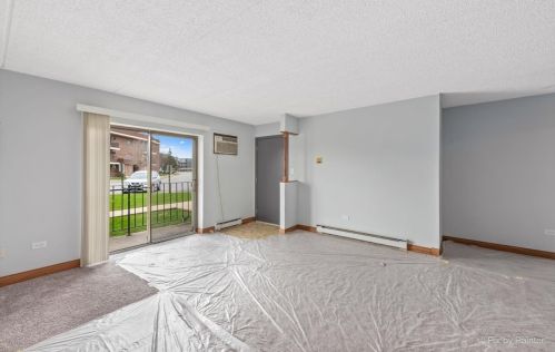 974 Rohlwing Rd, Addison, IL 60101-6173