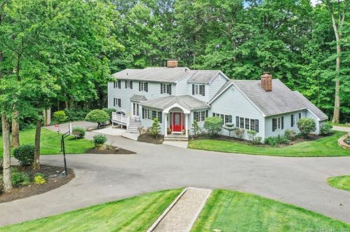 85 Mountain Brook Dr, Cheshire, CT 06410-3508