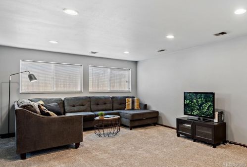 13675 66th Pl, Arvada CO  80004-2002 exterior