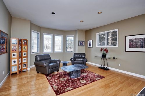 16438 Crestline Pl, Aurora CO 80015-4049 exterior