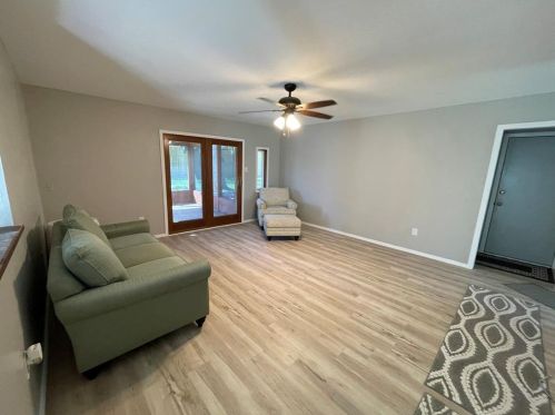 1902 Casa Grande Dr, Austin TX  78733-1603 exterior