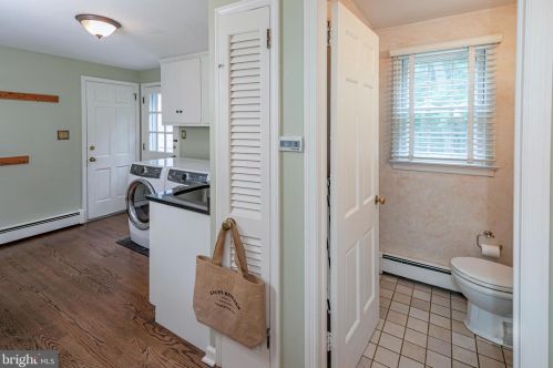 7 Honeybrook Dr, Princeton NJ  08540-7434 exterior