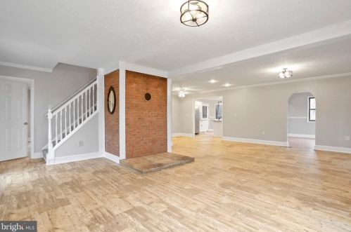 204 Quiet Place Ln, Berkeley Springs WV  25411-6633 exterior