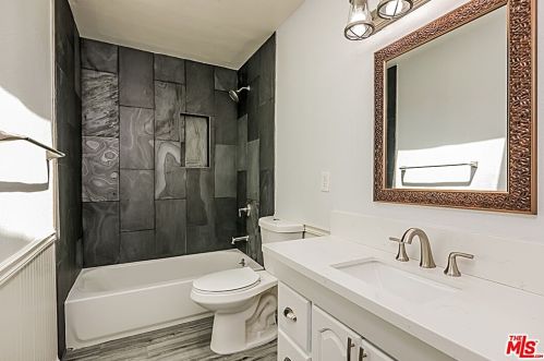 2501 Eola Dr, Anaheim CA  92804-4003 exterior