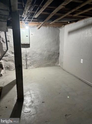 48 61 St, Philadelphia PA 19143-1013 exterior