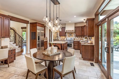 1969 Farndon Ave, Los Altos CA 94024-6944 exterior