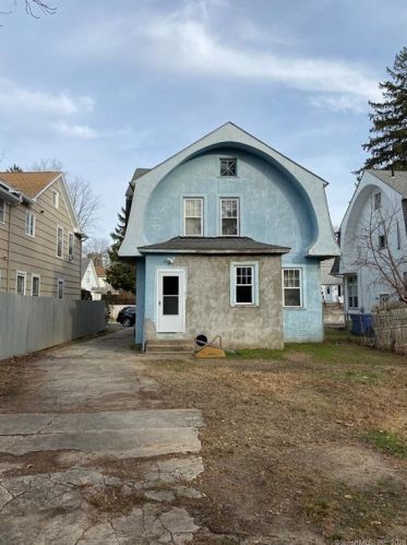 239 Beecher Ave, Waterbury, CT 06705-2010