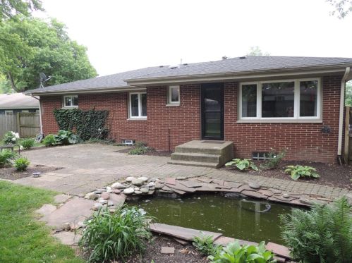 1305 Wood St, Valpo IN 46383-5140 exterior