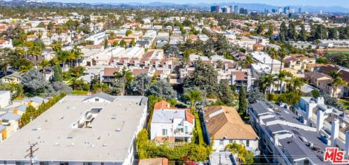 925 14th St, Santa Monica CA  90403-3111 exterior