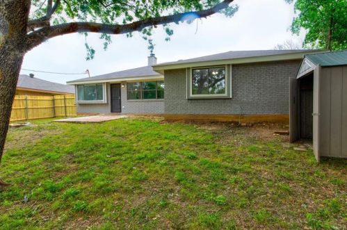 6412 Bramble Dr, Fort Worth TX  76133-4304 exterior