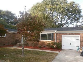 5620 Michael Ln, Portsmouth, VA 23703-3823