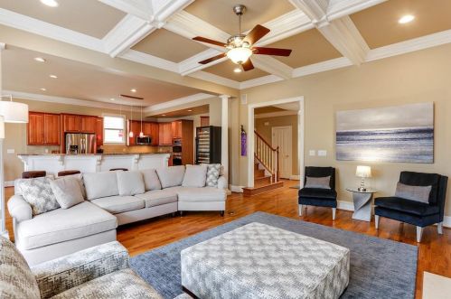 2556 Brookline Cir, Atlanta GA  30319-3693 exterior