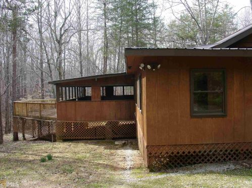 187 Ridge Ln, Lula, GA 30554-3613