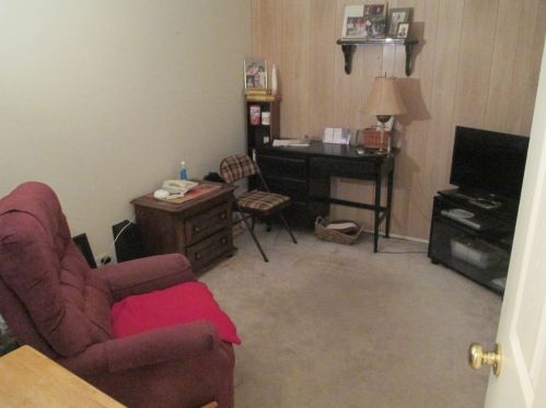 334 Shawnee Dr, Carol Stream IL  60188-1962 exterior