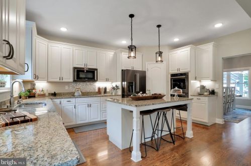 463 Deerfield Village Dr, Shepherdstown WV  25443 exterior