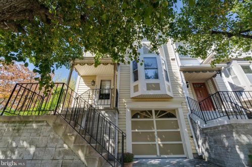 2938 Schoolhouse Cir, Silver Spring, MD 20902-2561