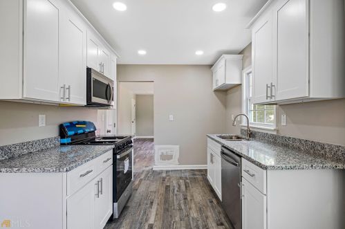 121 Dahlia Ave, Atlanta GA  30314-1207 exterior