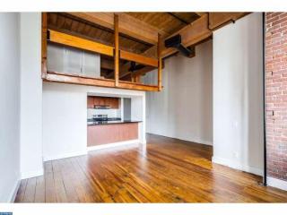 309 Arch St, Philadelphia PA 19106-1810 exterior
