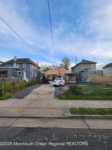 1533 Bangs Ave, Tinton Falls, NJ 07712-6353