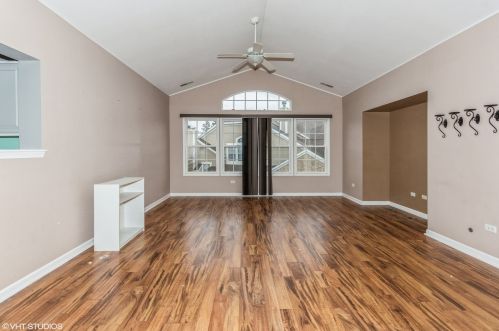 2627 Old Woods Trl, Plainfield, IL 60586-7761