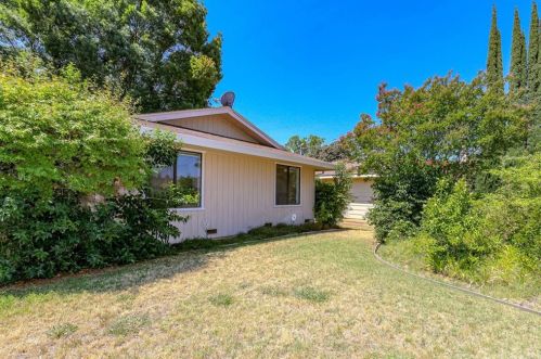 440 Emerald Dr, Merced, CA 95340-2237