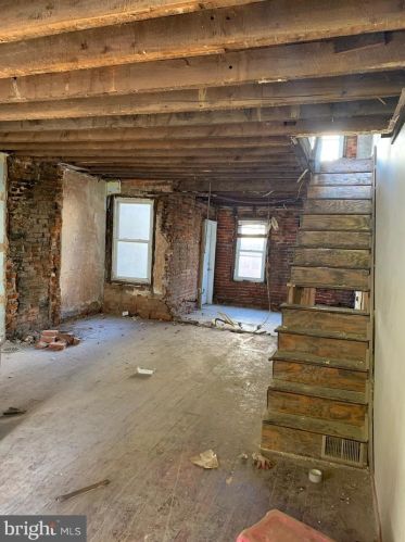 1507 Manton St, Philadelphia, PA 19146-3128