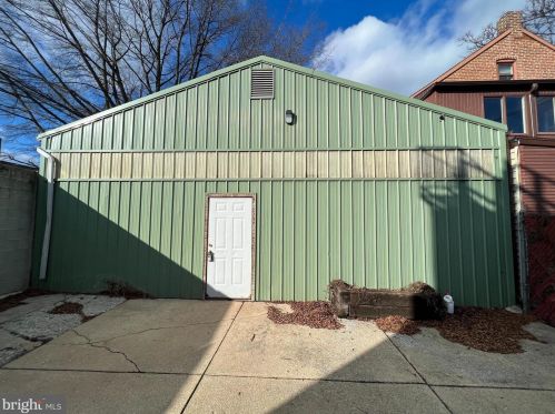 145 Philadelphia St, York PA  17401-2438 exterior