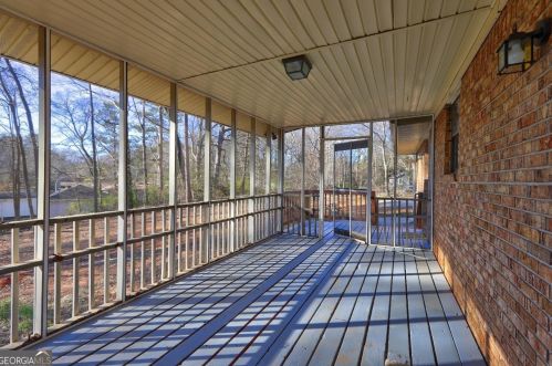 6495 Old Macon Hwy, Rex GA 30273-1852 exterior