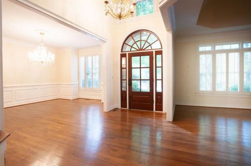 807 Brookhaven Springs Ct, Atlanta GA  30342-3551 exterior