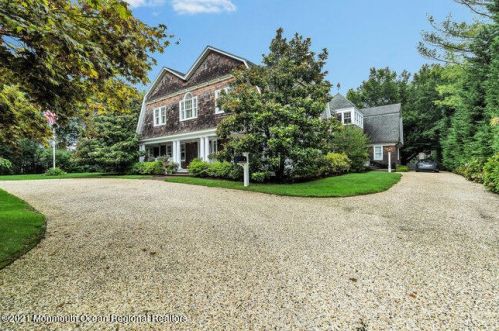 8 Belknap Ln, Locust, NJ 07760-1902