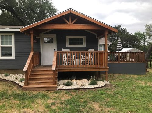 104 Center Loop, Whitney, TX 76692-4646
