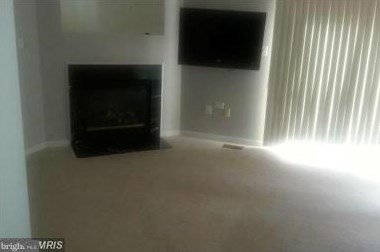 2410 Dew Meadow Ct, Herndon VA  20171-3080 exterior
