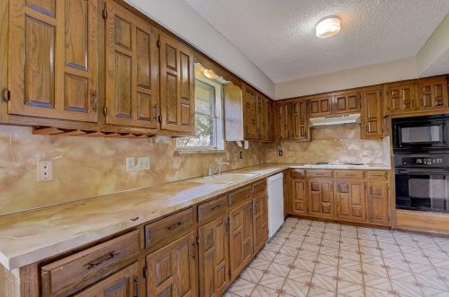 1016 Revere Cir, Plano, TX 75075-2610