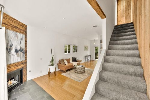 241 Mathilda Dr, Santa Barbara, CA 93117-2642