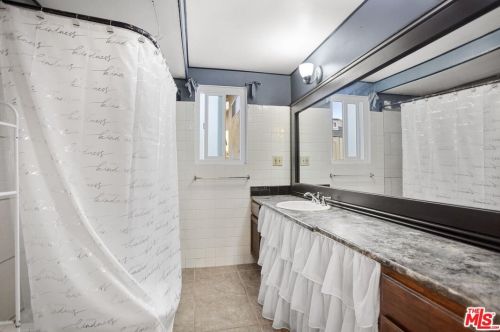 803 Cinda St, Anaheim CA  92806-4411 exterior