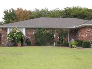 1913 8th Ave, Ardmore, OK 73401-2253