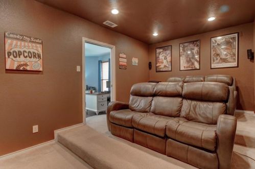 10065 Red Bluff Ln, Fort Worth TX  76177-7402 exterior