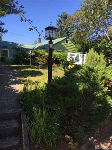541 Barnhart St, Raymond, WA 98577-3501