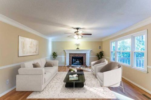2938 Milford Ln, Marietta, GA 30008-8103