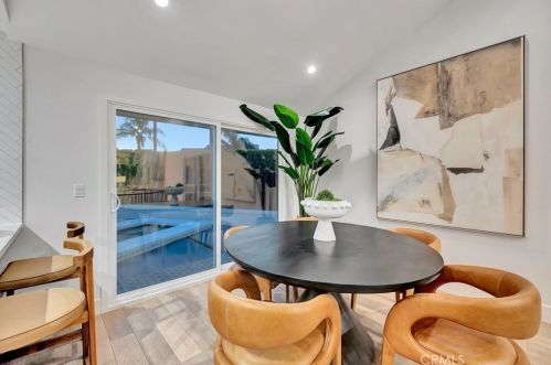 5892 Bellfield Ln, Huntington Beach CA  92648-1041 exterior