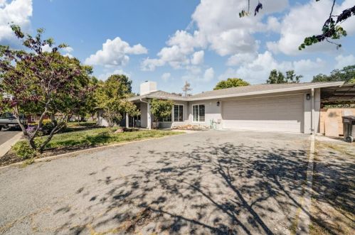 1698 La Bonita Way, Concord CA  94519-1924 exterior