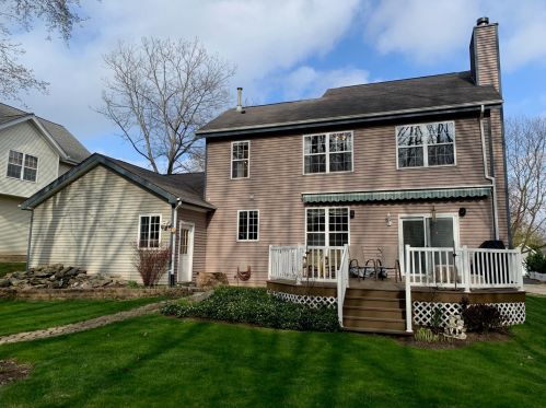 3300 Country Ln, Waukegan, IL 60087-5342
