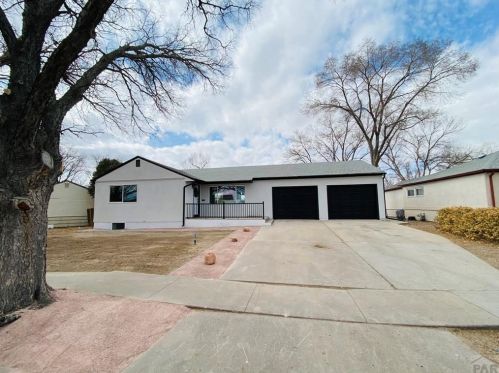 1513 Alexander Cir, Pueblo CO  81001-2024 exterior