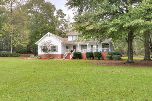 207 Pembroke Dr, Washington, GA 30673-2109