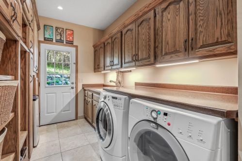 7677 128th St, Saint Paul MN  55124-9767 exterior