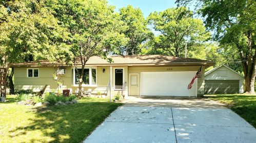 339 3rd St, Sartell, MN 56377-1702